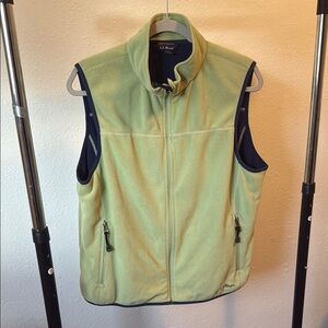 L.L. Bean Green Fleece Vest with Athletic Fit